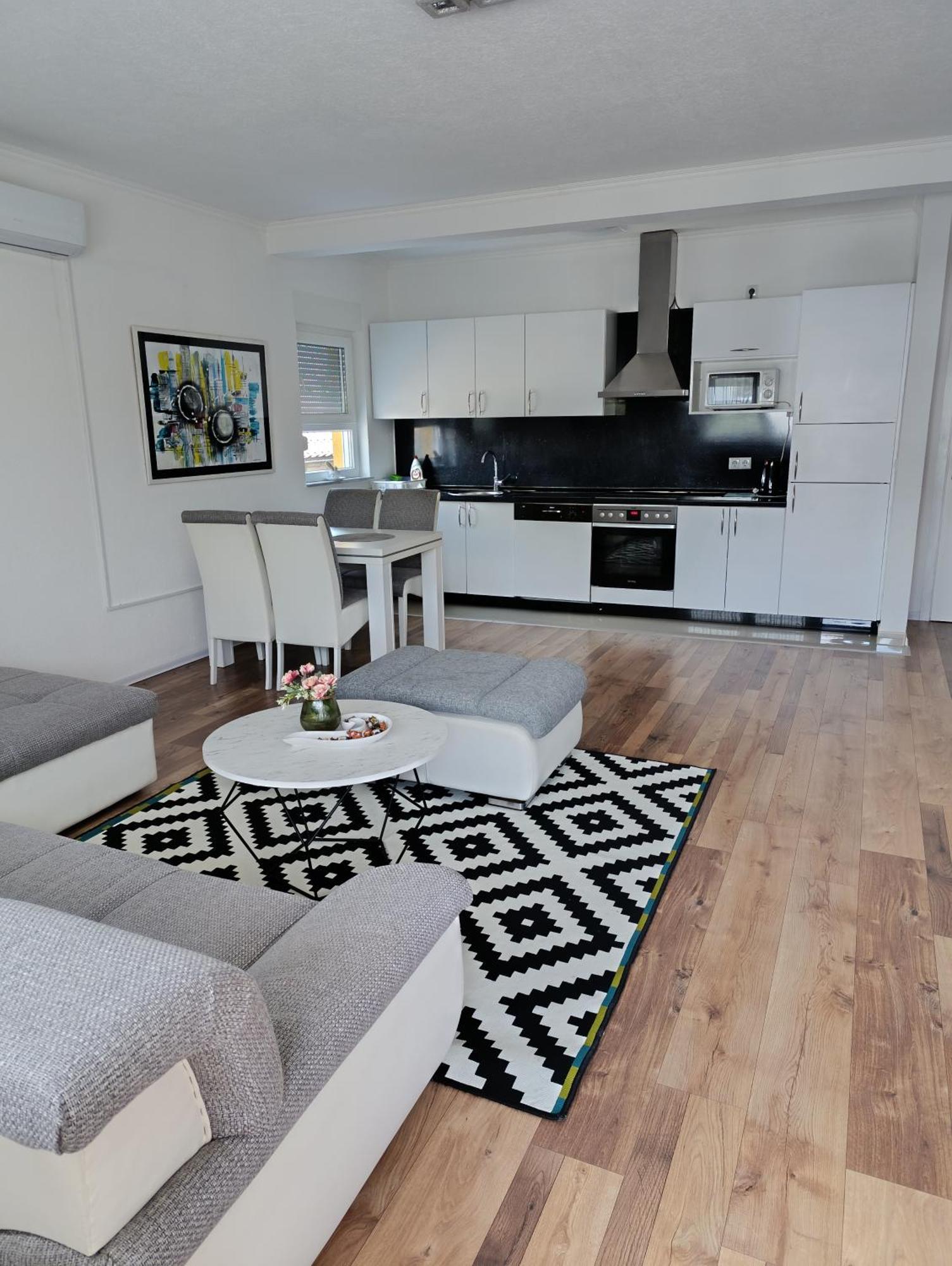 Apartmani Jasmina 2 Біхач Екстер'єр фото